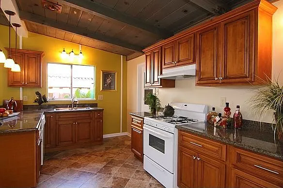 3556 Independence Rd photo 1