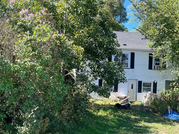 927 75th St, Amery, WI 54001