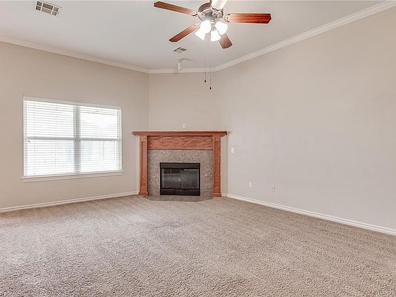 2nd image of 2281 Blue Jay Dr