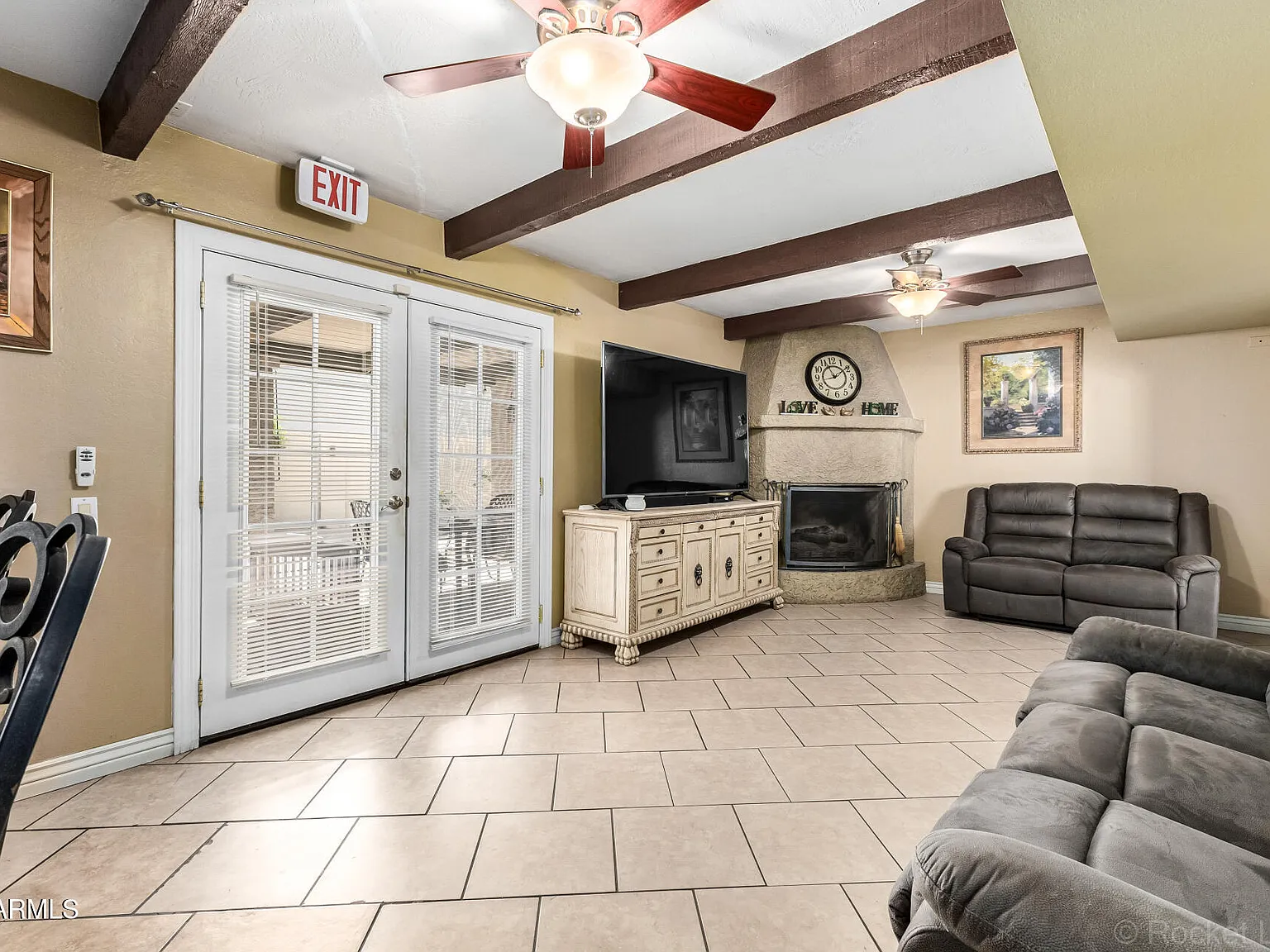 4 bed, 3.0 bath, 2172 sqft, $2,999 — Photo 4