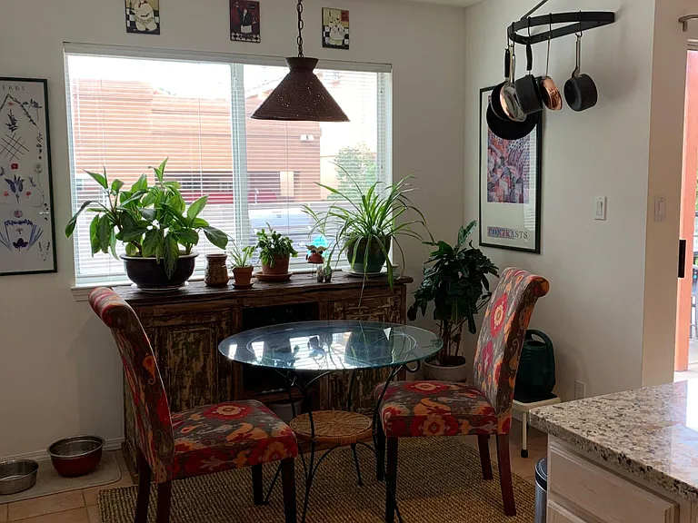 Breakfast Nook