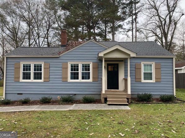 2638 Brown Cir SE, Smyrna, GA 30080