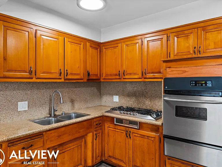 930 W. Balboa Blvd — Photo 10