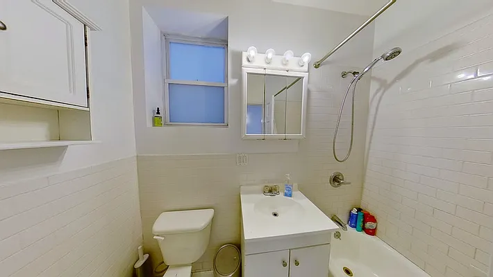 Rented by Bold New York | media 19