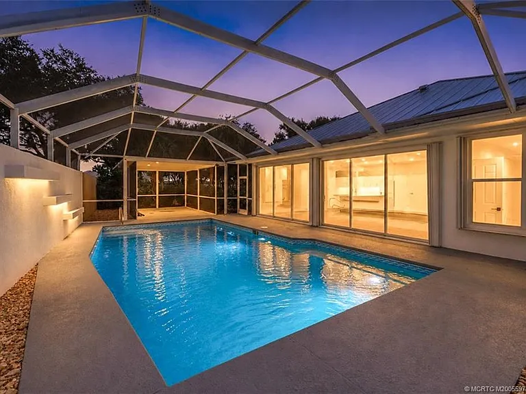 2198 SW Mayflower Dr — Photo 40