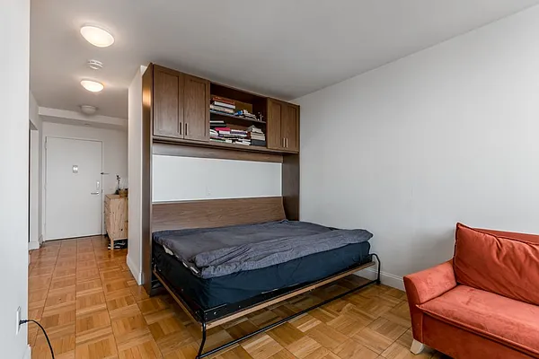 Rented by Compass | media 11