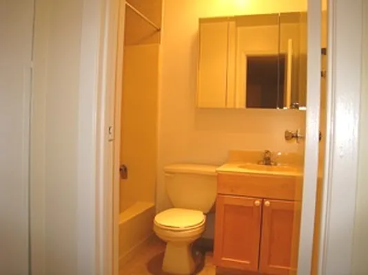 Rented by City Connections Realty | media 38