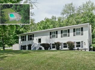 36 Pidgeon Hill Rd, Wantage, NJ 07461