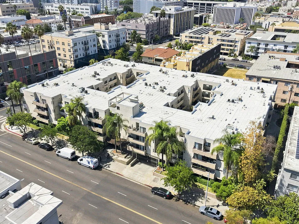 435 S Virgil Ave #208