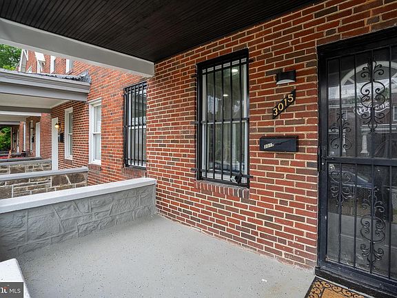 4th image of 3015 Spaulding Ave