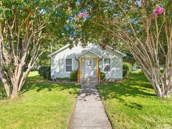 604 S Zion St, Landis, NC 28088