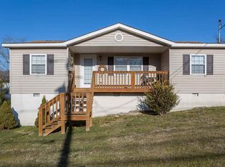 48 E Craig St, Craigsville, VA 24430