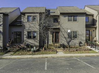 11 Belaire Ct, Old Bridge, NJ 08857