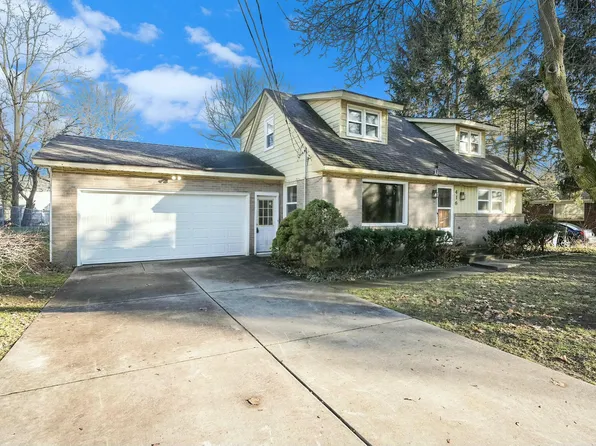 416 Charlotte Ave NW, Grand Rapids, MI 49504