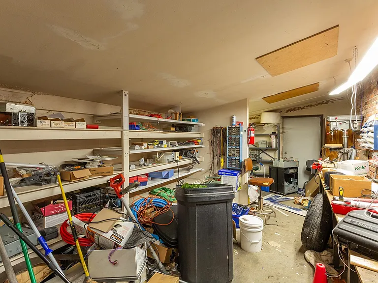 10623 E Montgomery Dr — Photo 17