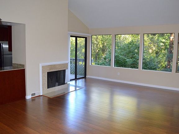 5th image of 1350 Bellefield Park Ln