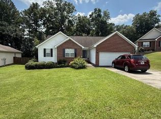 1504 Arlington Dr, Dalton, GA 30720