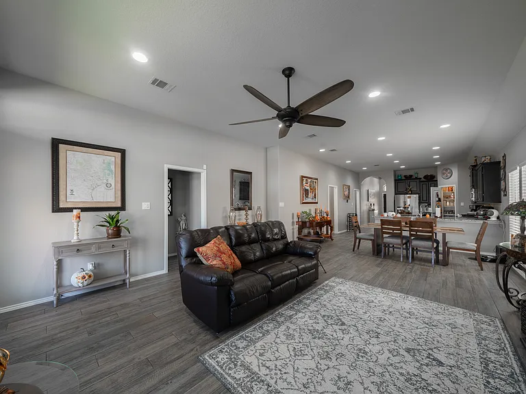 8840 Pinto Cyn — Photo 5