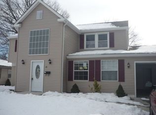35 Harwick Ln, Willingboro, NJ 08046