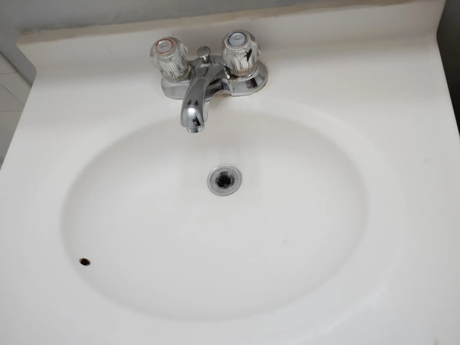 2 bed, $1,300 — Photo 1