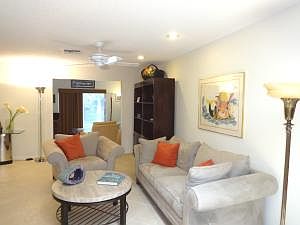 5th image of 6520 Overland Dr
