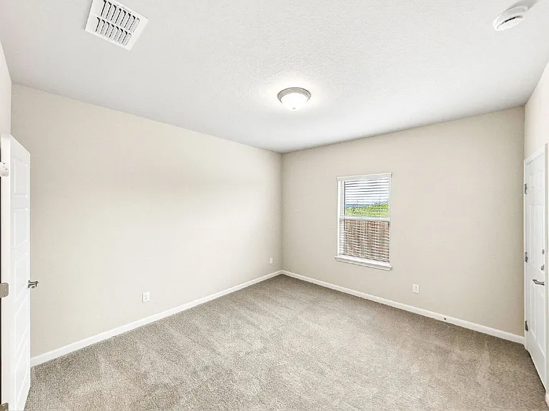 7215 Magnolia Vlg #101 — Photo 15