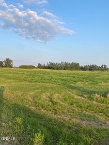 3102 Hoggarth Dr SE, Jamestown, ND, 58401