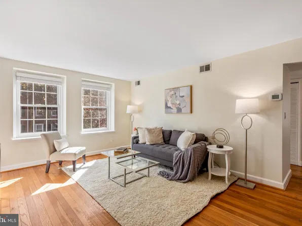 2916 S Buchanan St APT B1, Arlington, VA 22206