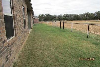 3rd image of 9136 Parkview Cir