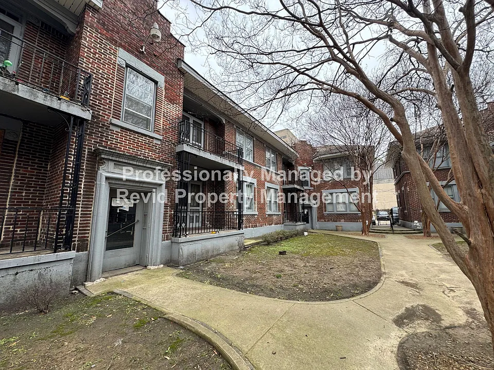 220 S. Cleveland St