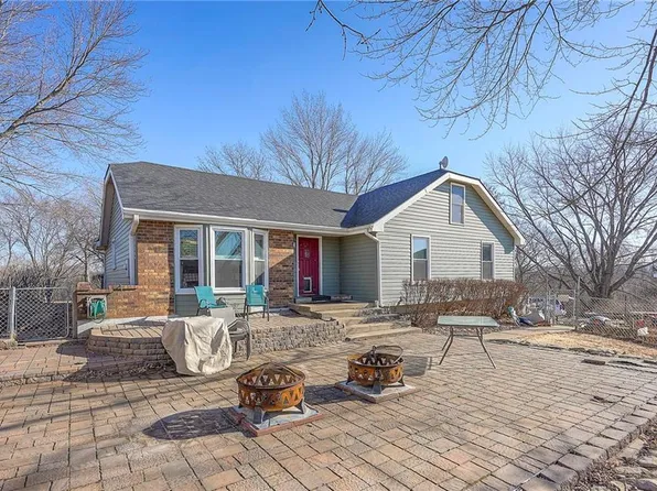 13412 Highview Dr, Kearney, MO 64060