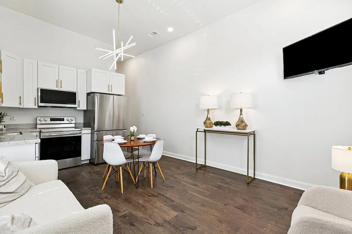 1 bed, 1.0 bath, 1860 sqft, $750 — Photo 4