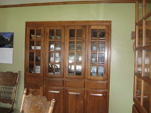 5th image of 150 Tautphaus Dr