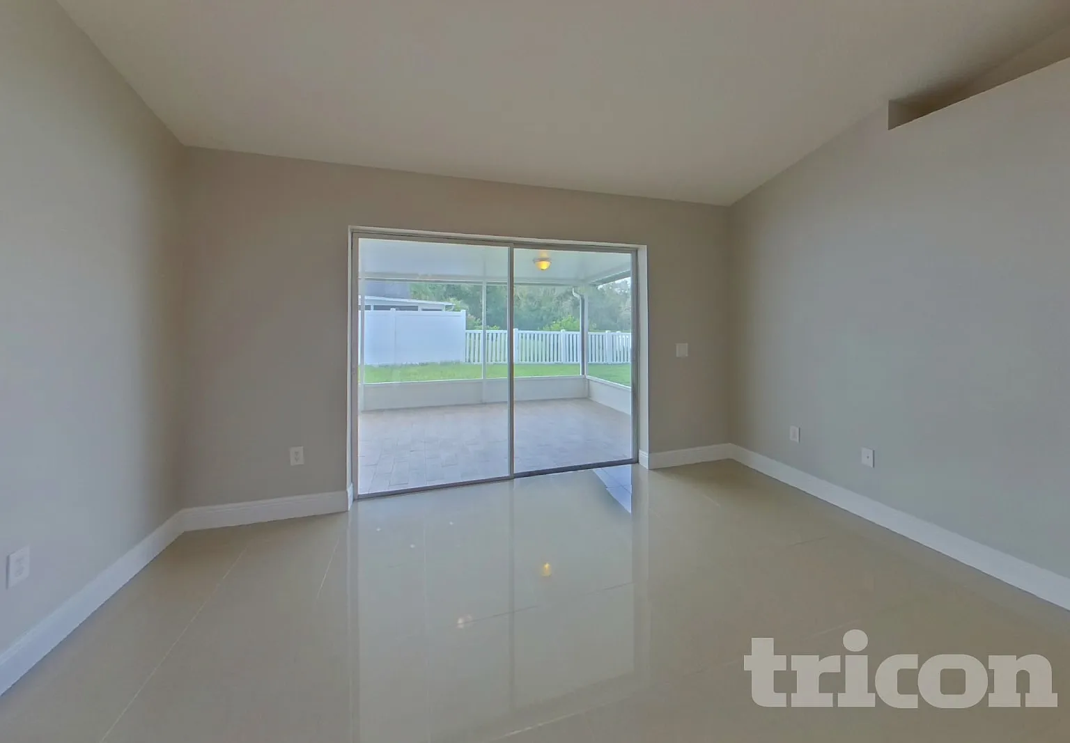 30746 Birdhouse Drive Wesley Chapel FL — Photo 3