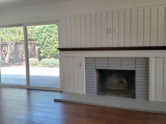 3rd image of 259 Grace Dr