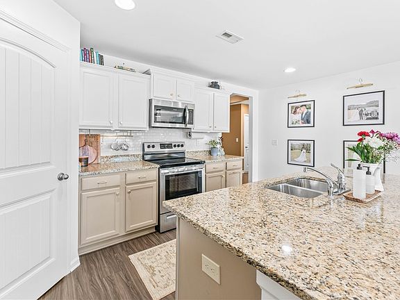 4th image of 11405 Cedar Glades Dr