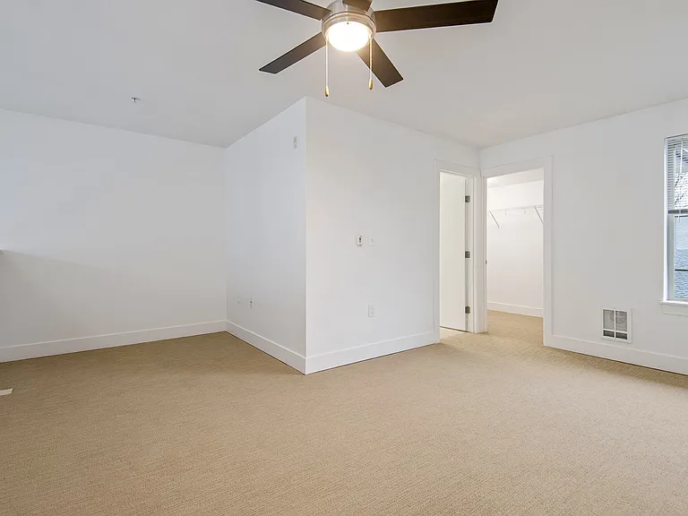 Six Oaks — Photo 21