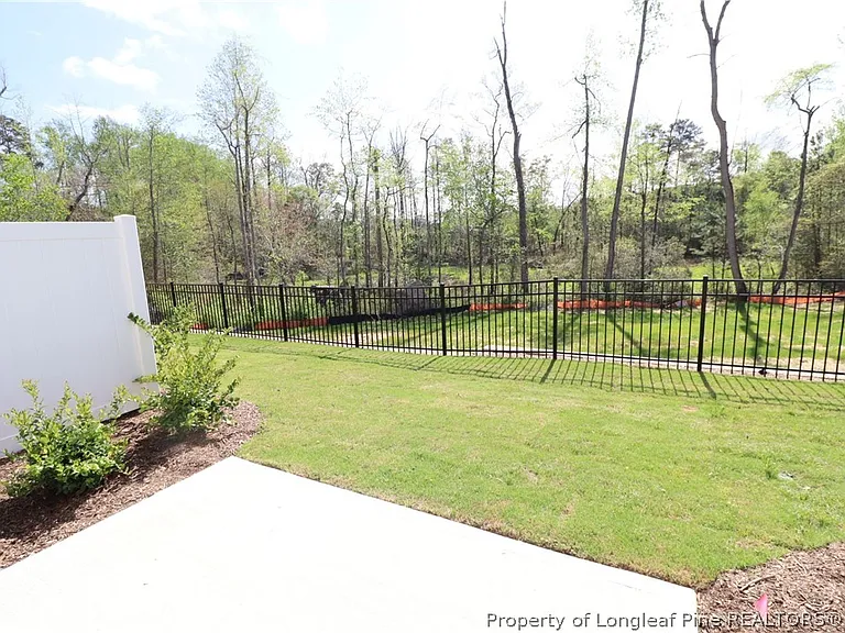 917 Kensley Grove Ln — Photo 43