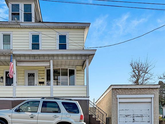 2nd image of 8 N Wolfe St
