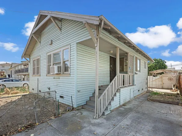 208 3rd St, Isleton, CA 95641