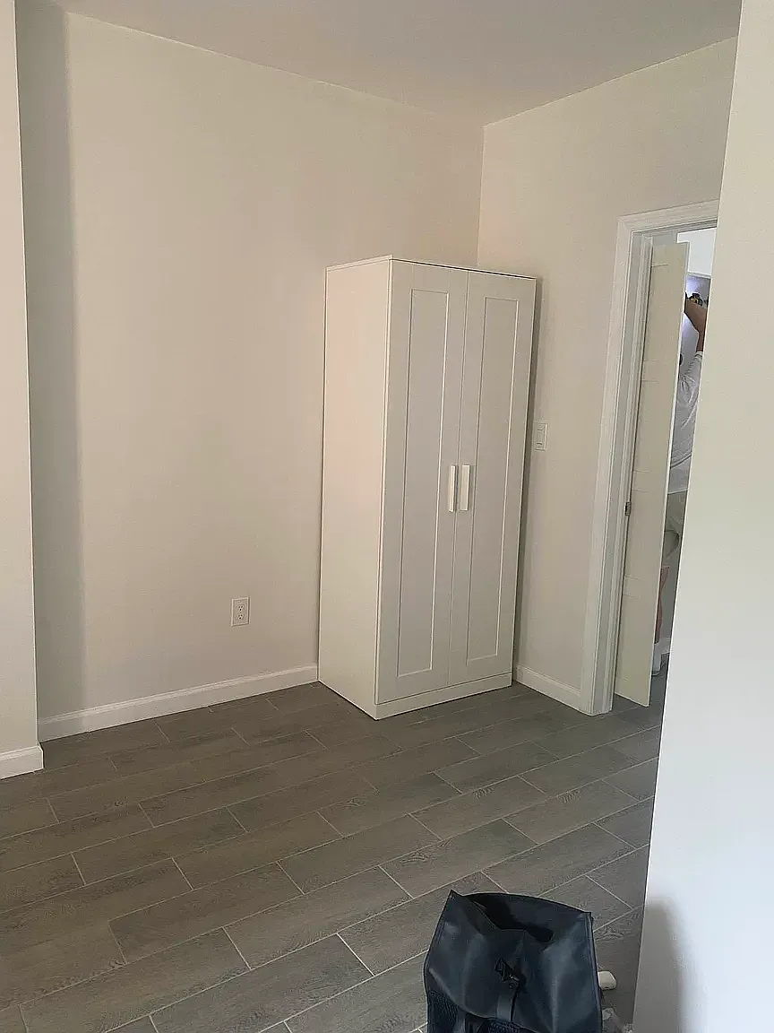 124 South First Street — Photo 4