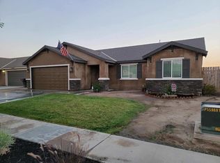 535 Alpha St, Tulare, CA 93274