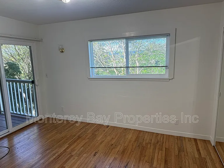 395 Tabor Dr #B — Photo 11