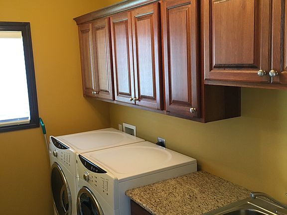 2nd image of 1017 W 46th Street Pl