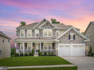9797 Leighland Ct, Waldorf, MD 20603