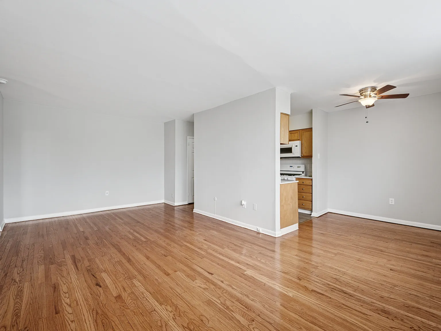 Willow Bend Apartments — Photo 2