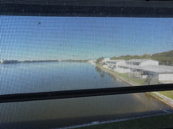 1300 NE 191st St APT 305, Miami, FL 33179