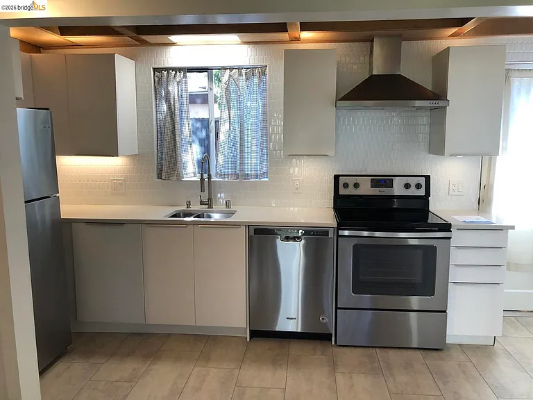 21 Waverley Ct #3 — Photo 7