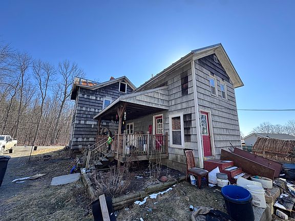 3rd image of 16 Pines Road