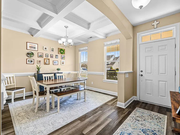 357 Belvedere Dr — Photo 10